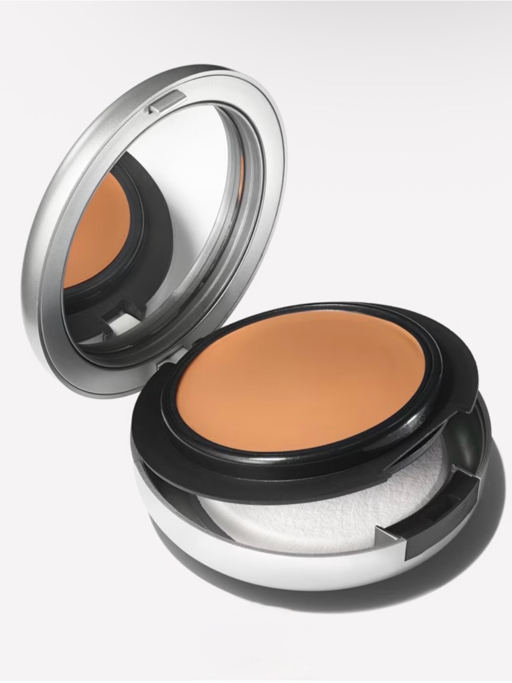 NC40 Mac Studio Tech Fix Cream To Powder Foundation Med Golden Brand New Boxed